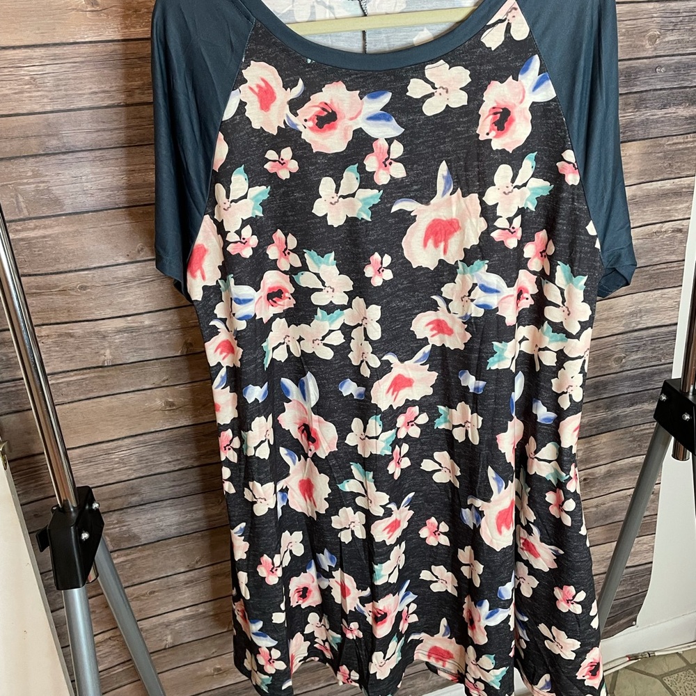 LAST 💐 Floral Swing Dress - Plus - Picture 3 of 6